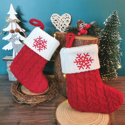 Décoration chaussettes de Noël avec Flocon de Neige - Cherubin